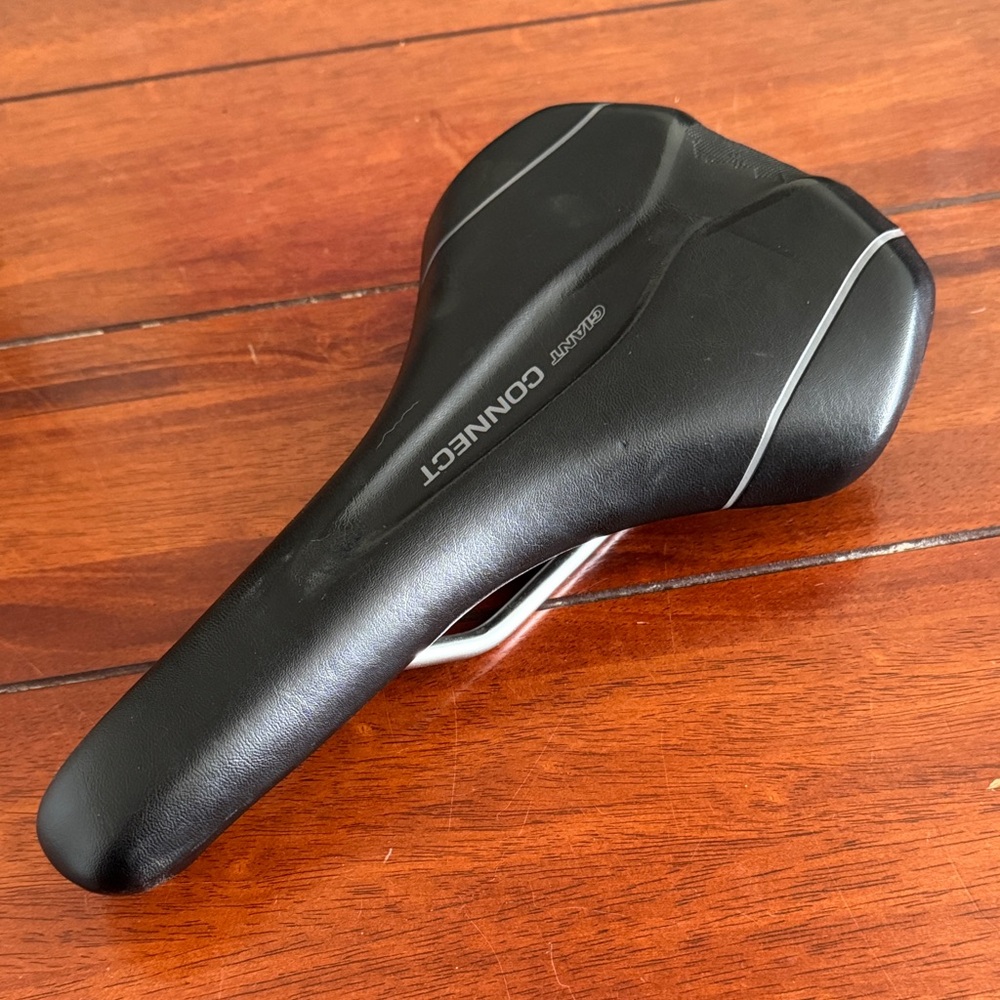 Giant - Connect Saddle